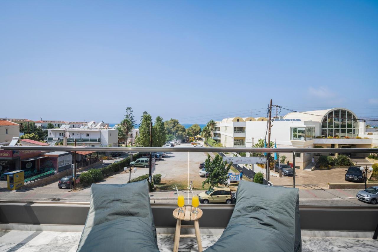 Sun Ray Luxury Apartments Agia Marina  Ngoại thất bức ảnh