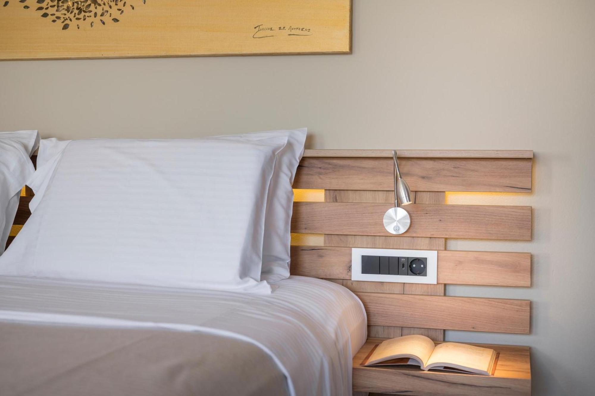 Sun Ray Luxury Apartments Agia Marina  Phòng bức ảnh