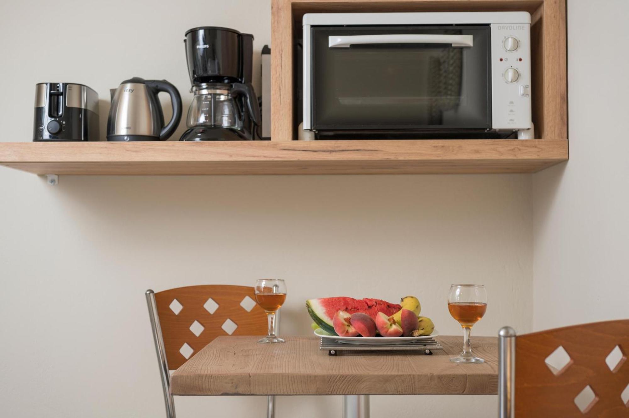 Sun Ray Luxury Apartments Agia Marina  Phòng bức ảnh